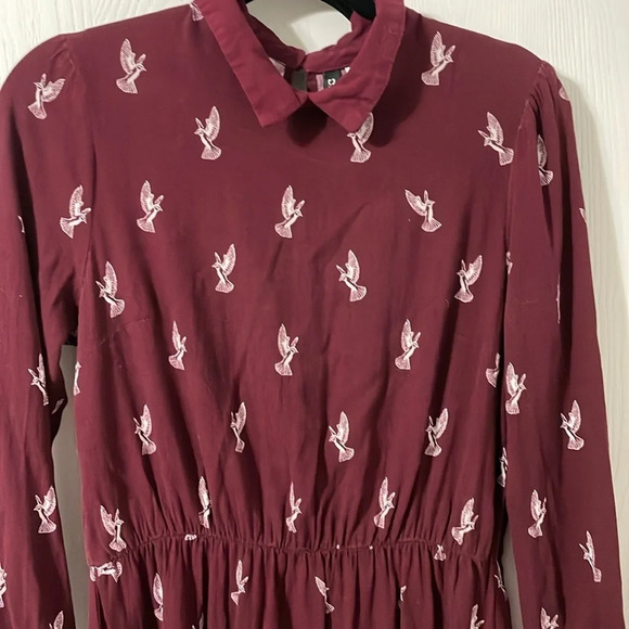 Divided midi bird pattern dress size 10 - Picture 4 of 7